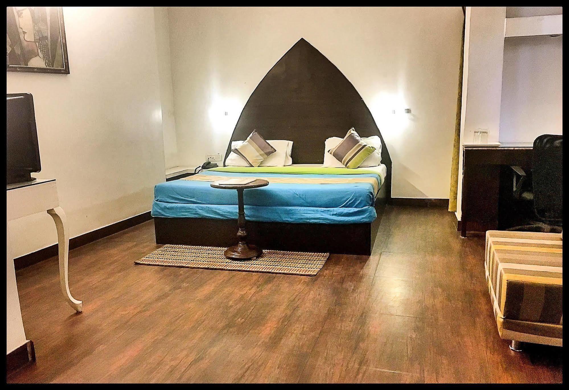 Itsy Hotels Banana Boutique Varanasi Ngoại thất bức ảnh